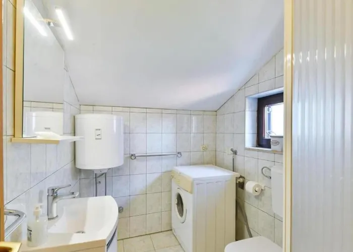 Franica With Heated Pool And Hot-tub - Two Bedroom With Terrace * Привлака